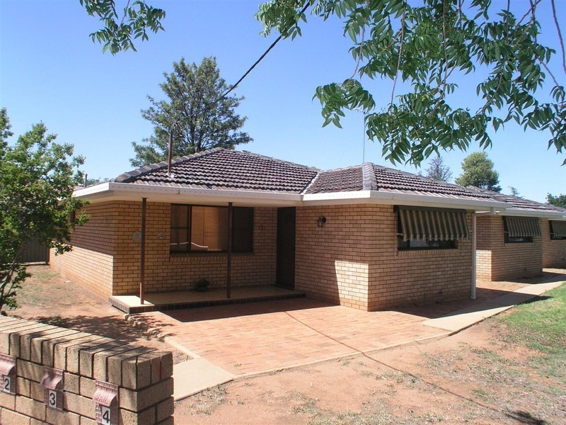 4/47 CECILE STREET, Parkes NSW 2870