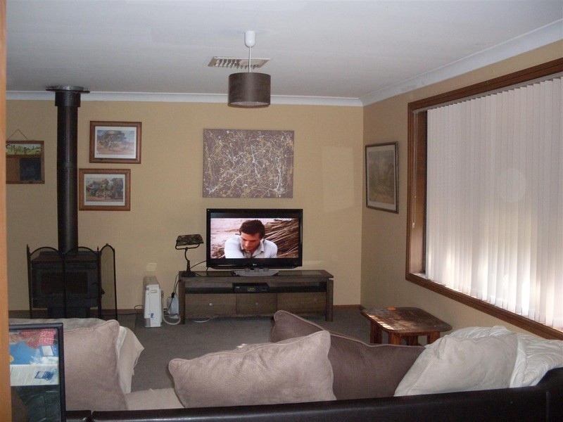 13 Fisher Street, Parkes NSW 2870