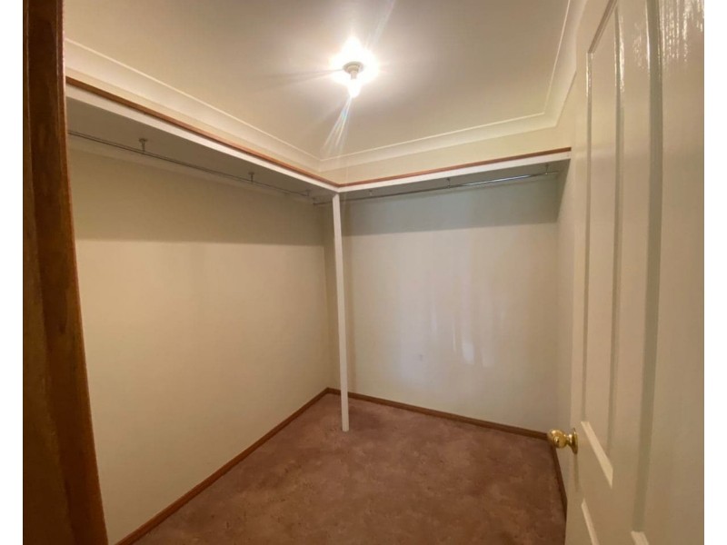 65 Cecile Street, Parkes NSW 2870