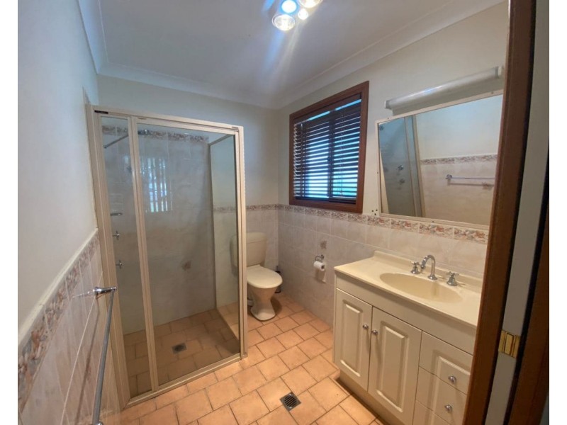 65 Cecile Street, Parkes NSW 2870