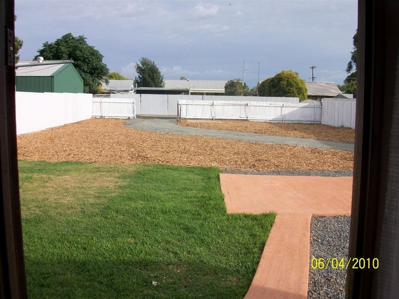 30 Station Street, Parkes NSW 2870