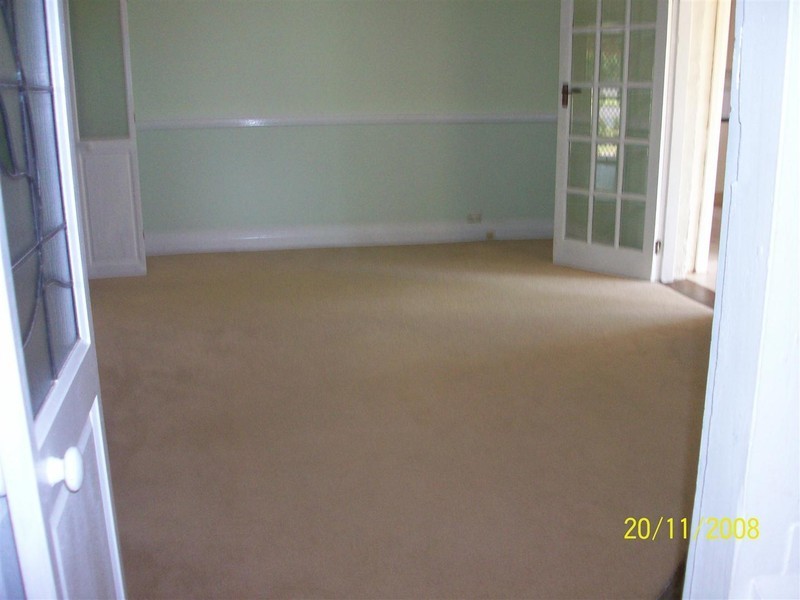 11 Thurlstone, Parkes NSW 2870