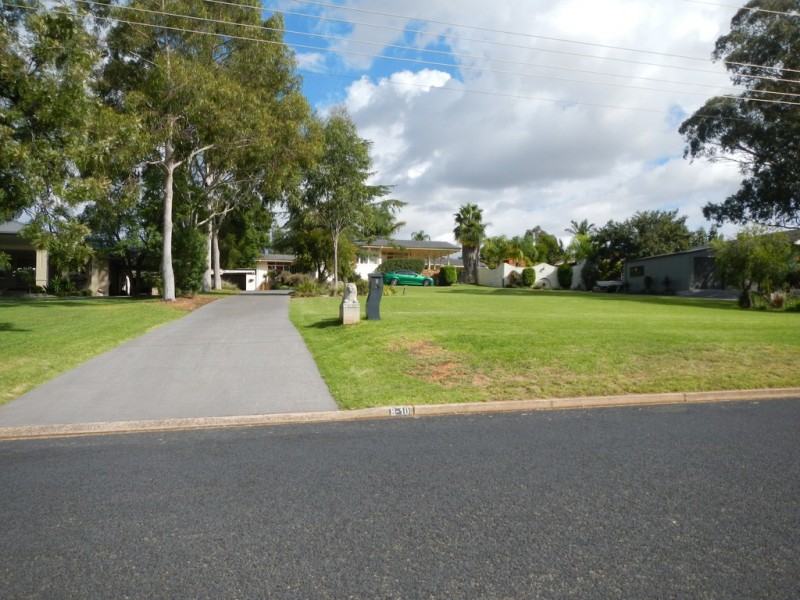 8-10 Lorking Street, Parkes NSW 2870