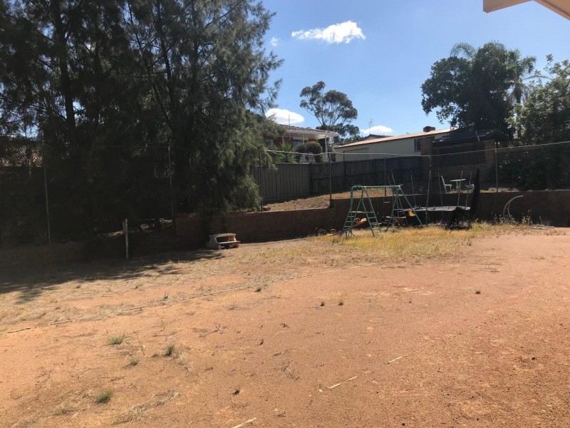 8-10 Lorking Street, Parkes NSW 2870