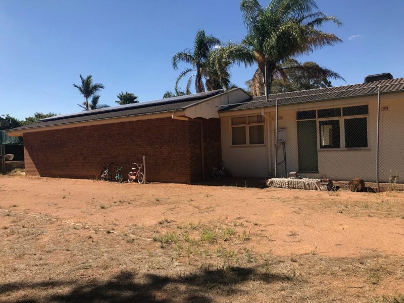 8-10 Lorking Street, Parkes NSW 2870