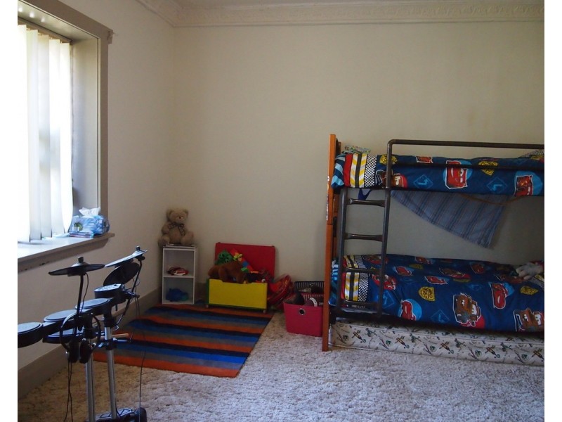 38 Close Street, Parkes NSW 2870