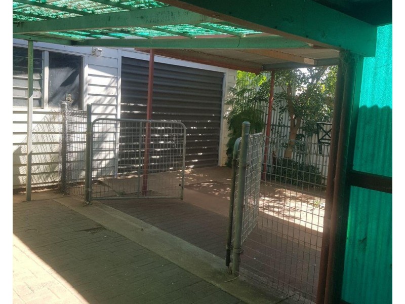 38 Close Street, Parkes NSW 2870