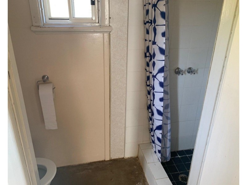 8 Peak Hill Road, Parkes NSW 2870