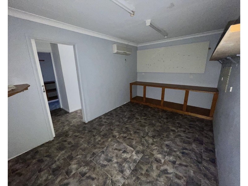 282 Clarinda Street, Parkes NSW 2870