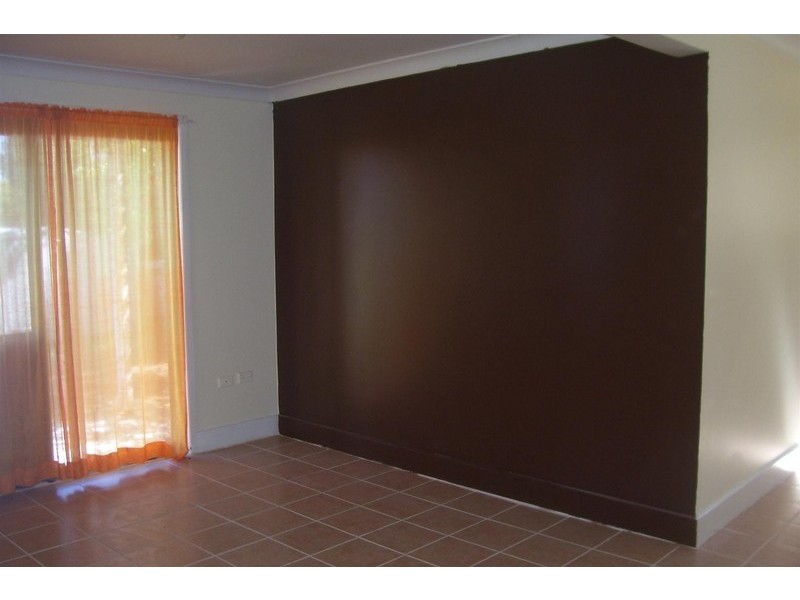 77 Dalton Street, Parkes NSW 2870