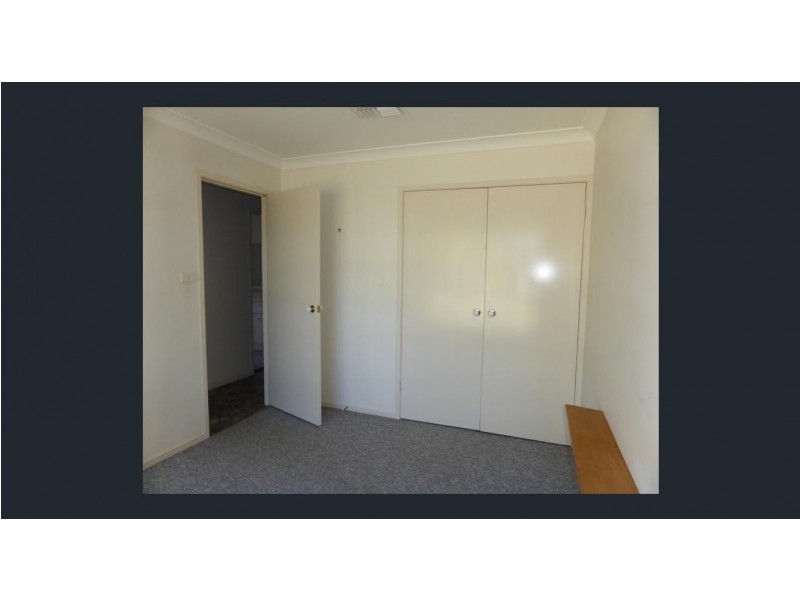 102 Dalton Street, Parkes NSW 2870