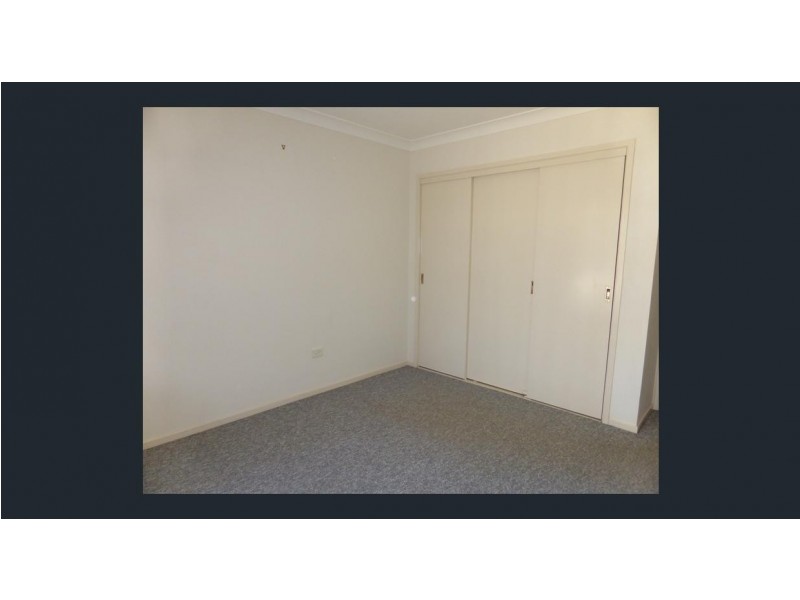 102 Dalton Street, Parkes NSW 2870