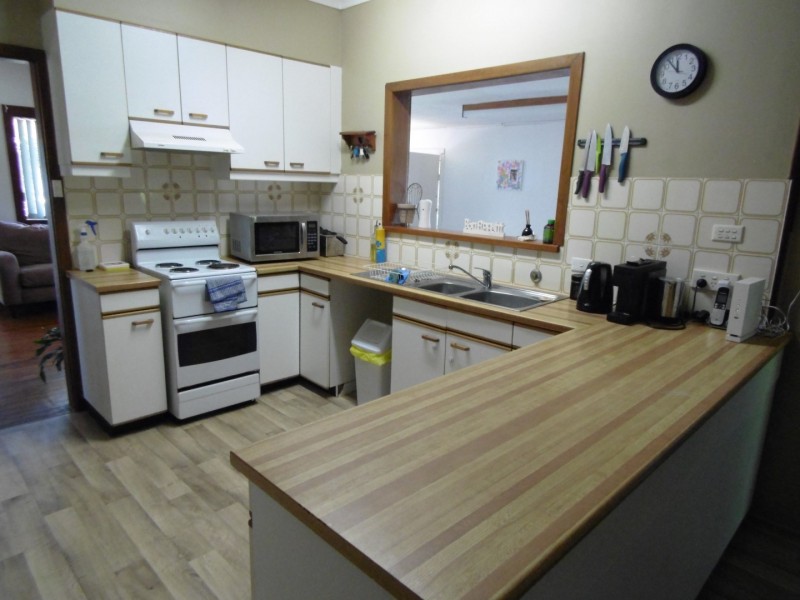 5 Hume Street, Parkes NSW 2870