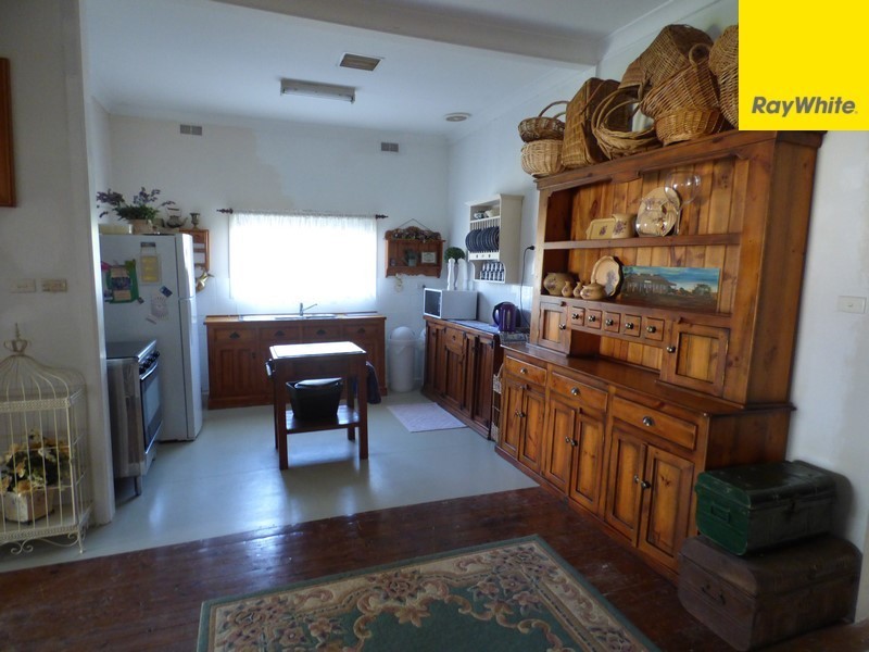 8 Prince Street, Forbes NSW 2871