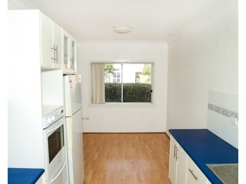 2a Talbot Street, Parkes NSW 2870