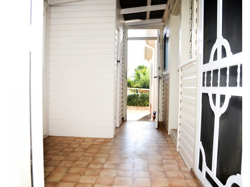 2a Talbot Street, Parkes NSW 2870