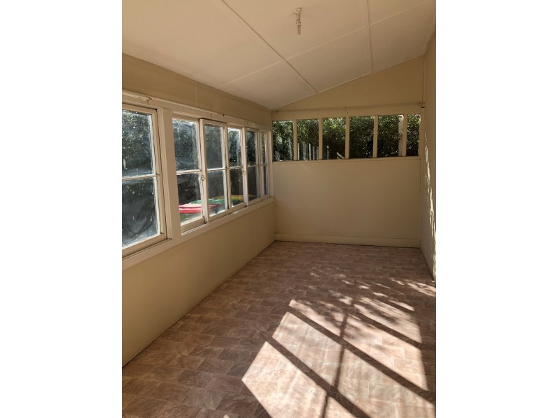 36 Bushman Street, Parkes NSW 2870