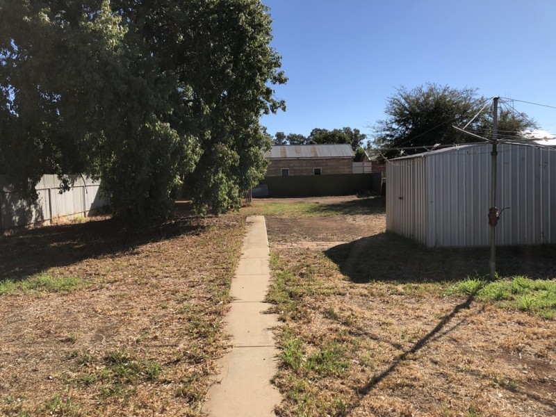 36 Bushman Street, Parkes NSW 2870