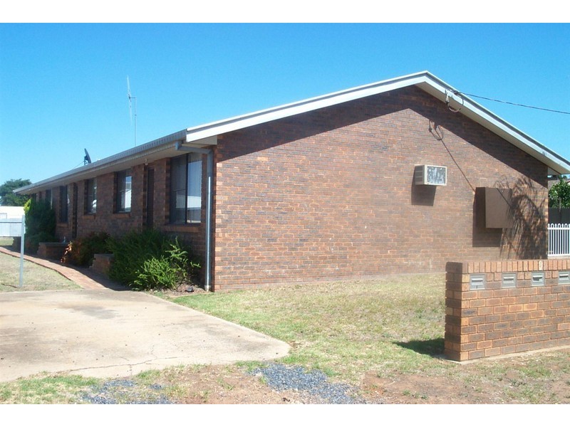 4/1 Oxley Street, Parkes NSW 2870