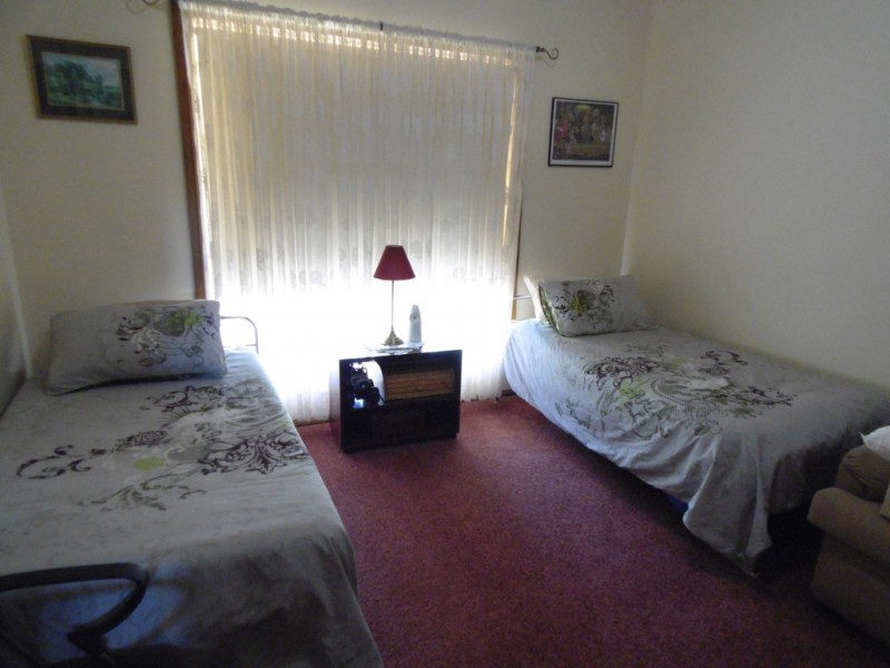 48 Field Road, Parkes NSW 2870