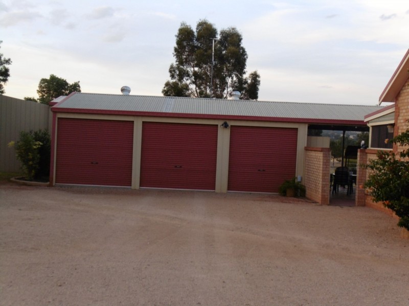 48 Field Road, Parkes NSW 2870