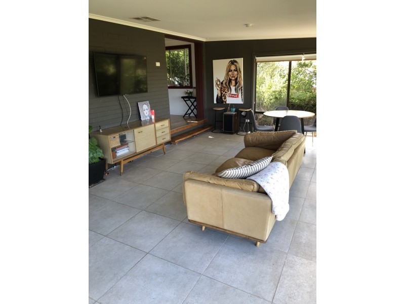 35 Mengarvie Road, Parkes NSW 2870