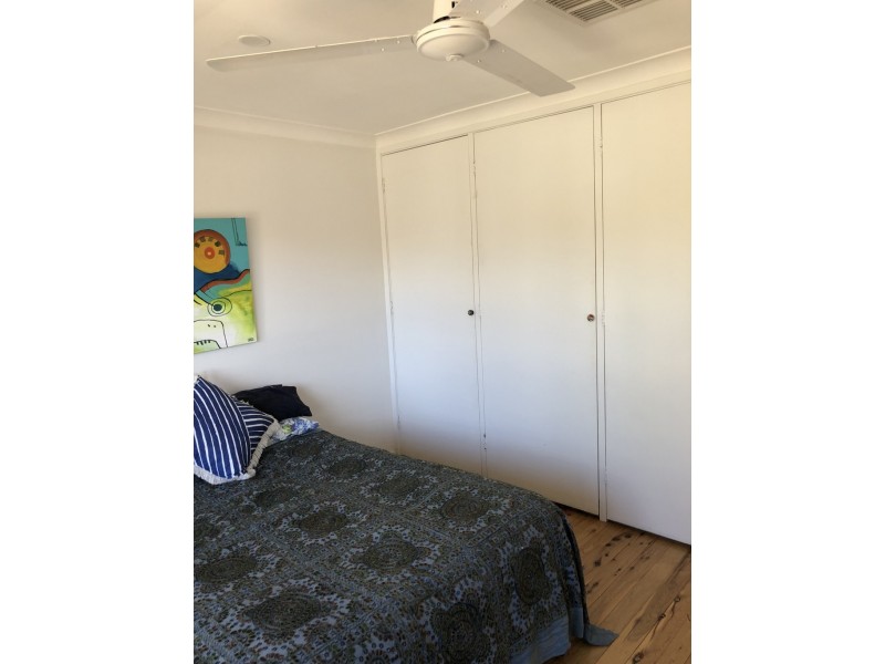 35 Mengarvie Road, Parkes NSW 2870