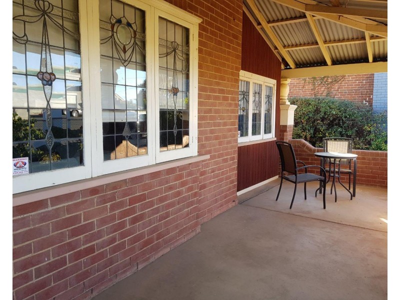 372 Clarinda Street, Parkes NSW 2870