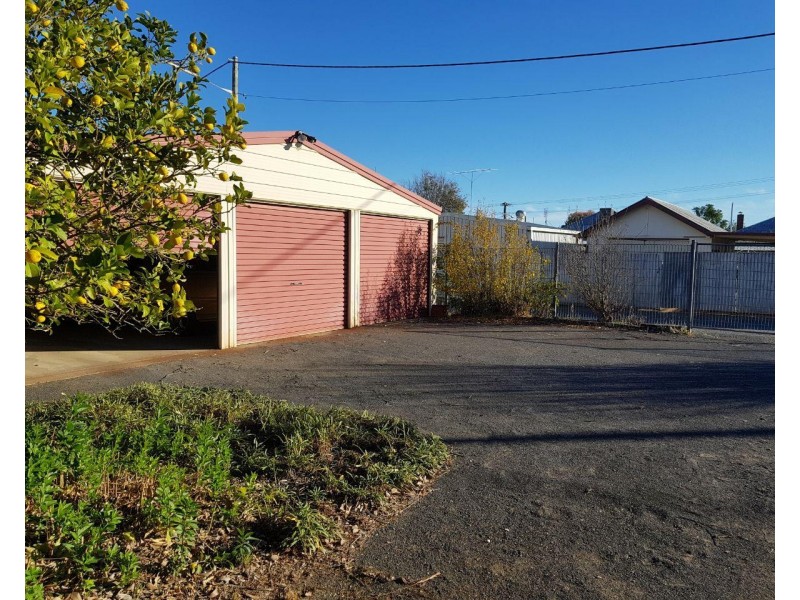 372 Clarinda Street, Parkes NSW 2870