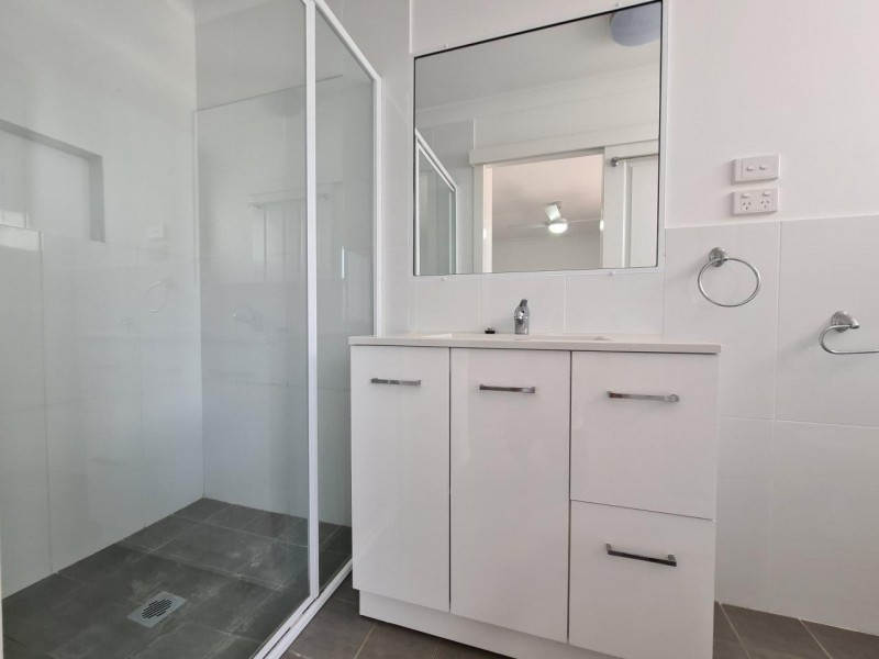 1/4 Powter Street, Parkes NSW 2870