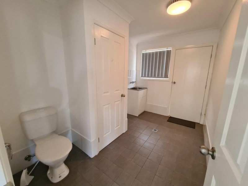 1/4 Powter Street, Parkes NSW 2870