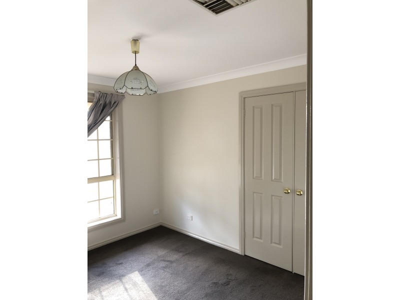 239 Nash Street, Parkes NSW 2870