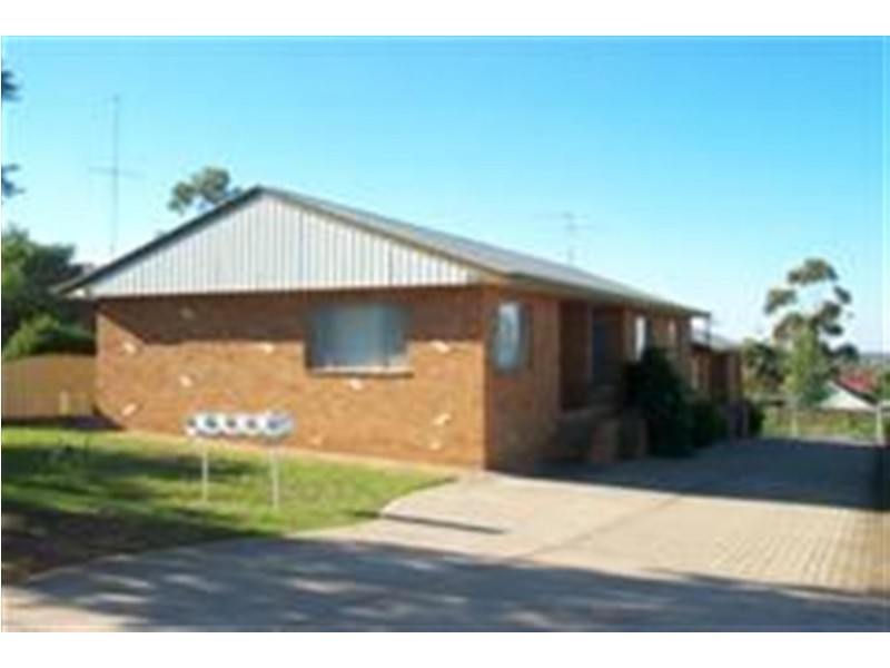 10/13 Boazman Street, Parkes NSW 2870