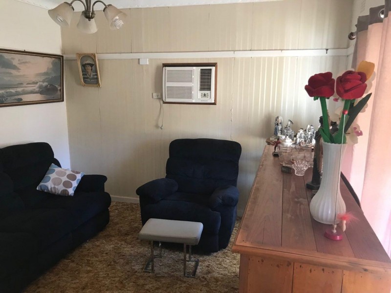 142 Derribong Street, Peak Hill NSW 2869