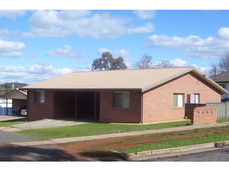 4/21 Goobang Street, Parkes NSW 2870