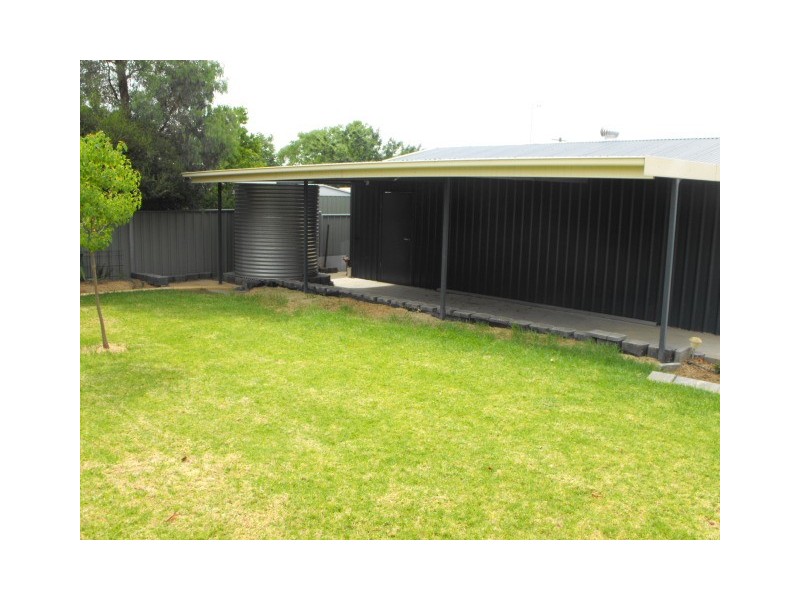 20 Jubilee Street, Parkes NSW 2870