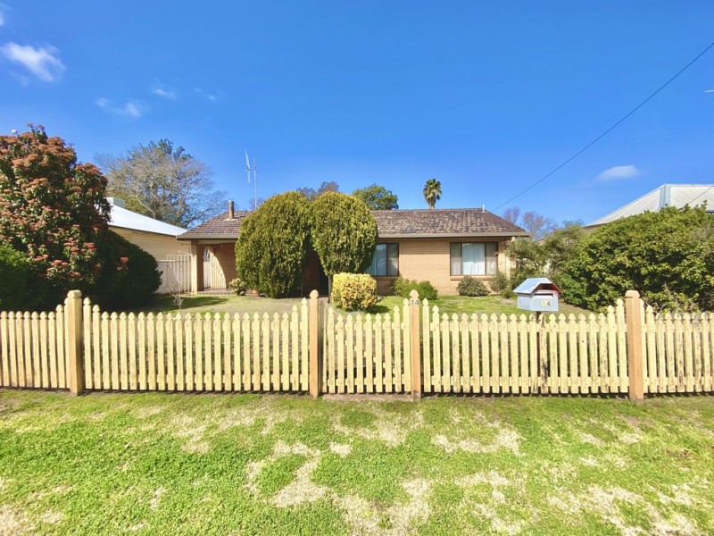14 Parkes Street, Forbes NSW 2871