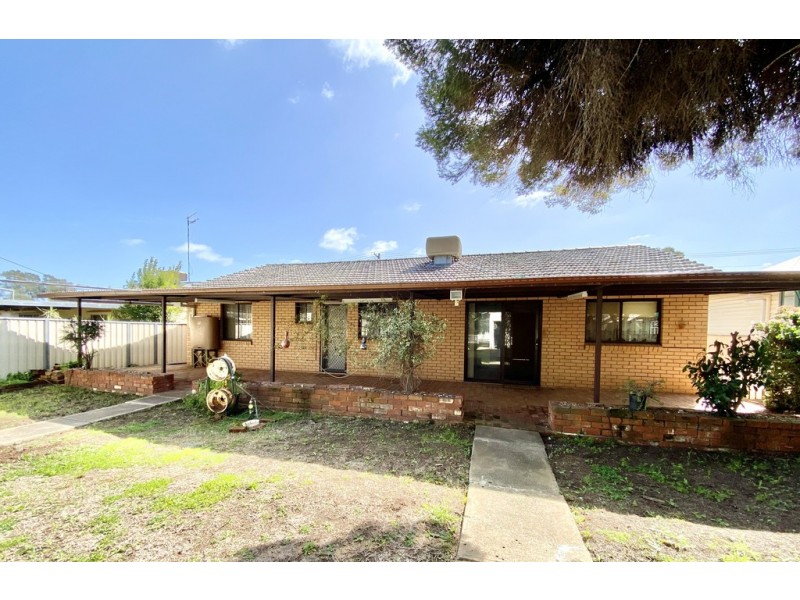 14 Parkes Street, Forbes NSW 2871