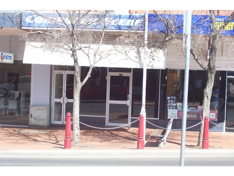 294 Clarinda Street, Parkes NSW 2870