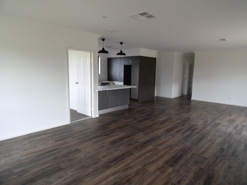 9 Hydrangea Avenue, Parkes NSW 2870