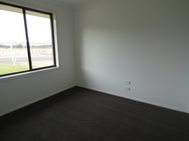 9 Hydrangea Avenue, Parkes NSW 2870
