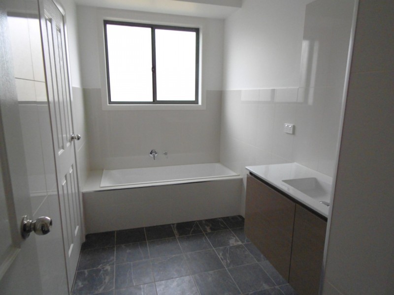 9 Hydrangea Avenue, Parkes NSW 2870