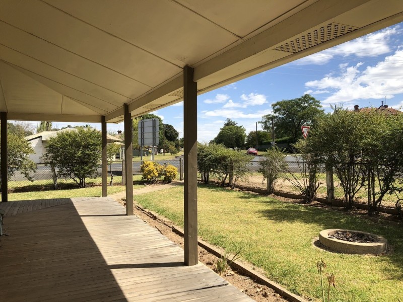 36 Farrand Street, Forbes NSW 2871