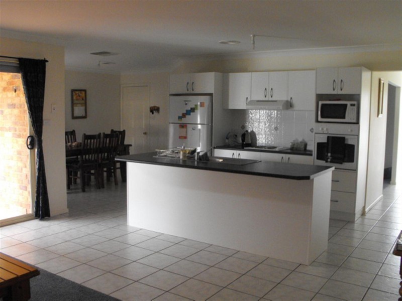 20 Jubilee Street, Parkes NSW 2870