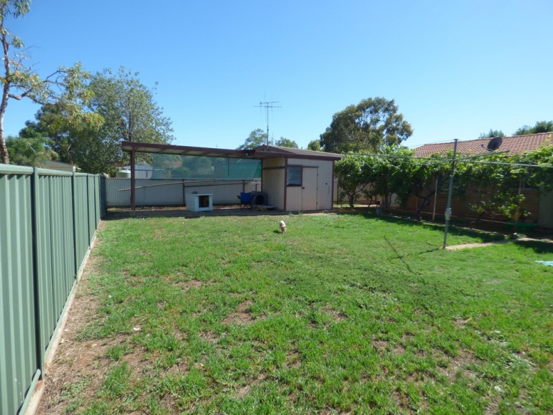 28 Coolabah Street, Forbes NSW 2871