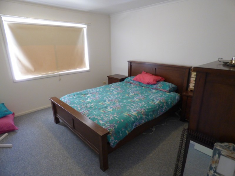 28 Coolabah Street, Forbes NSW 2871