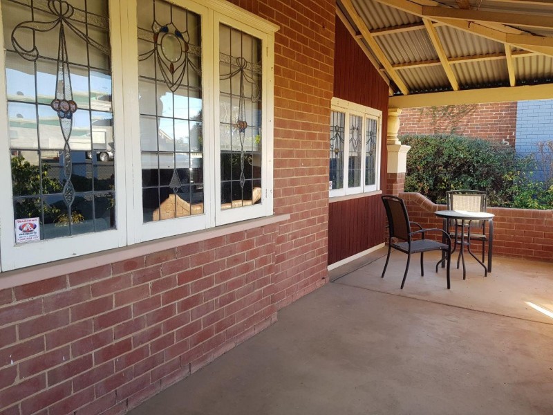 372 Clarinda Street, Parkes NSW 2870