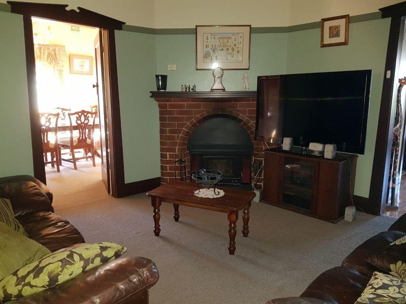372 Clarinda Street, Parkes NSW 2870