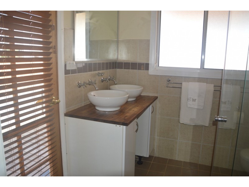 144 Maguire Road, Parkes NSW 2870