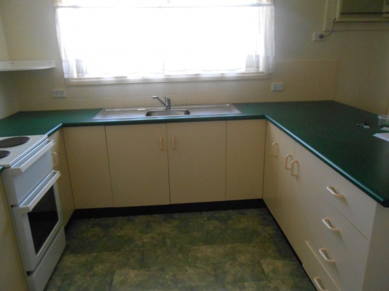 4/35A Cecile Street, Parkes NSW 2870